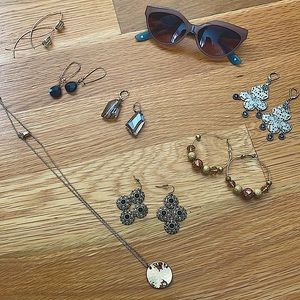 LOT of Fun Fashion JEWELRY and Sunglasses EUC